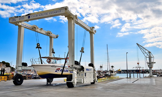 How Much Does An Aluminum Boat Lift Weigh